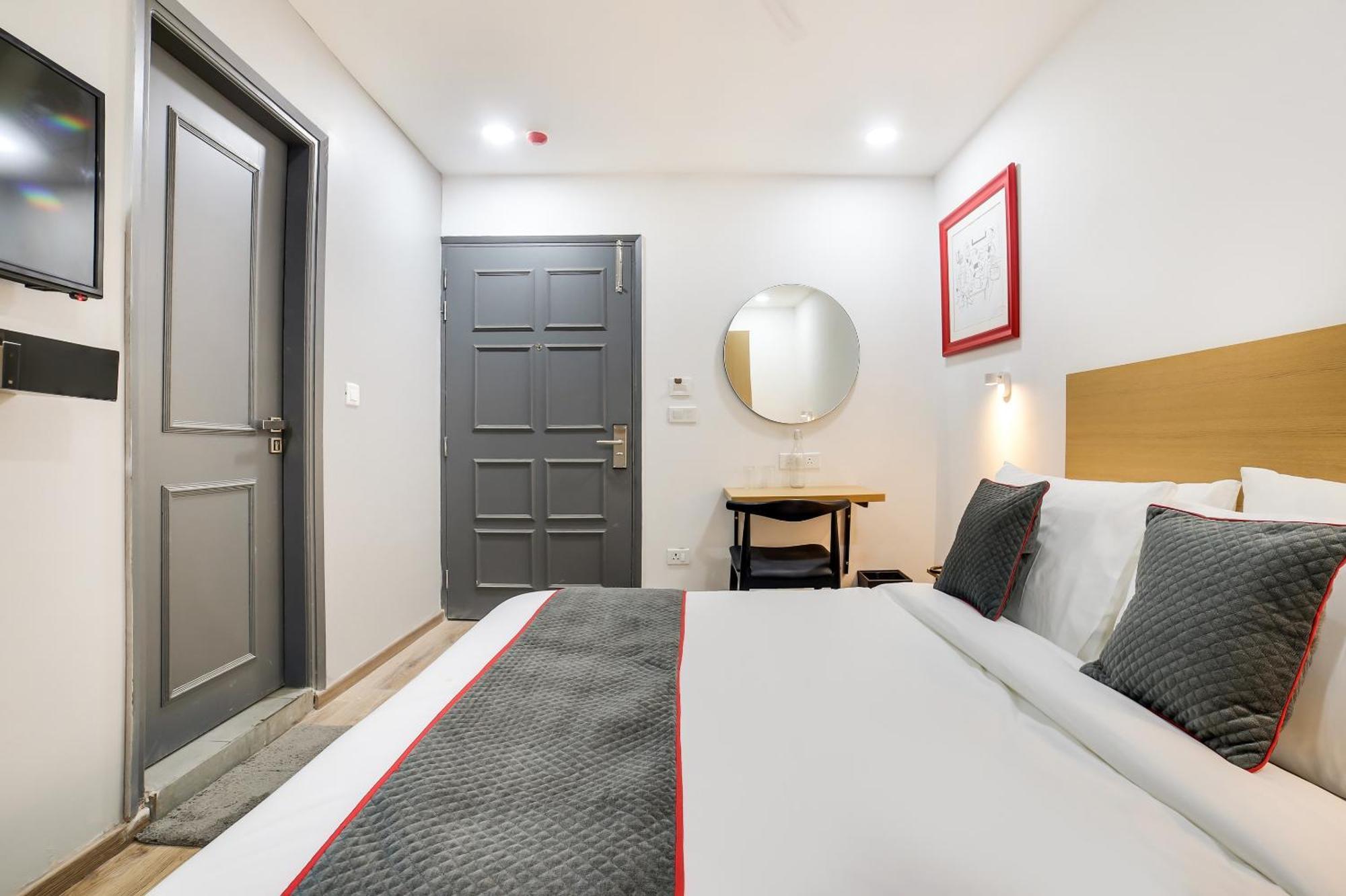 Collection O Ajanta Hotel Ню Делхи Екстериор снимка